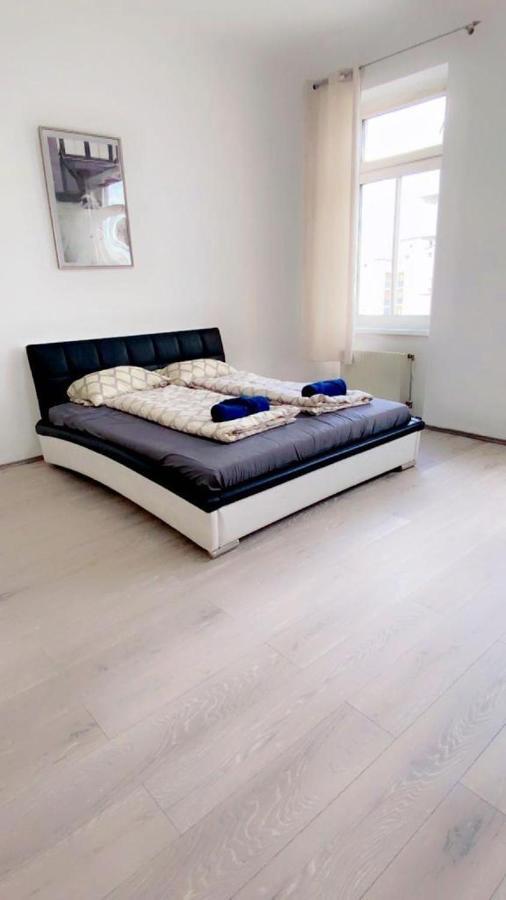 Premier Quad Room Wh Wiedeń Zewnętrze zdjęcie